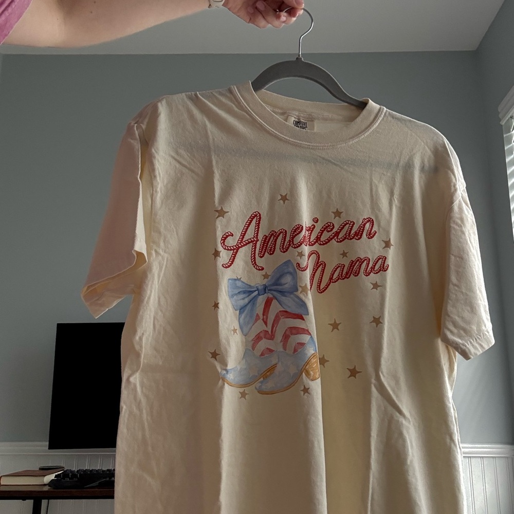 Comfort Colors Cream Graphic Tee